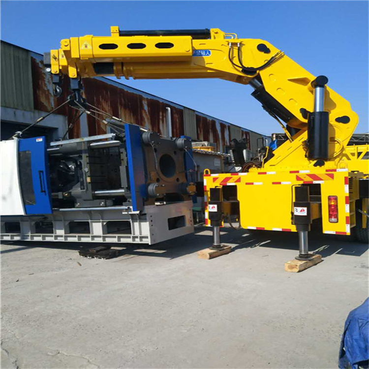 福安 大吨位折臂吊出租费用解析：一小时租赁多少钱