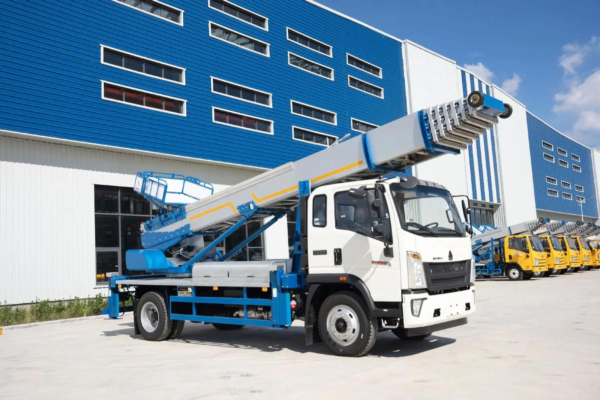 福安出租云梯车高空作业车 建筑垃圾搬运