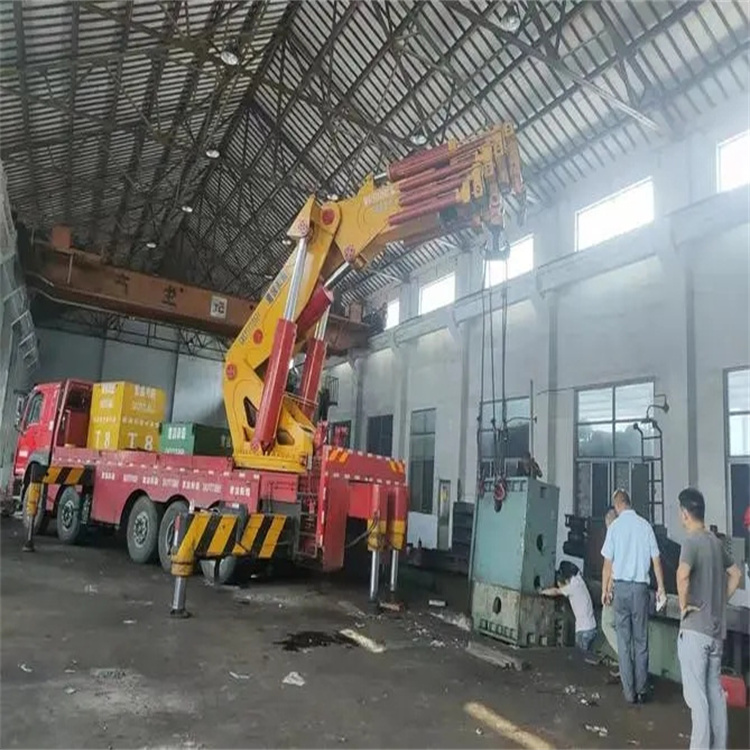 福安山区地形租赁哪种吊车最合适？